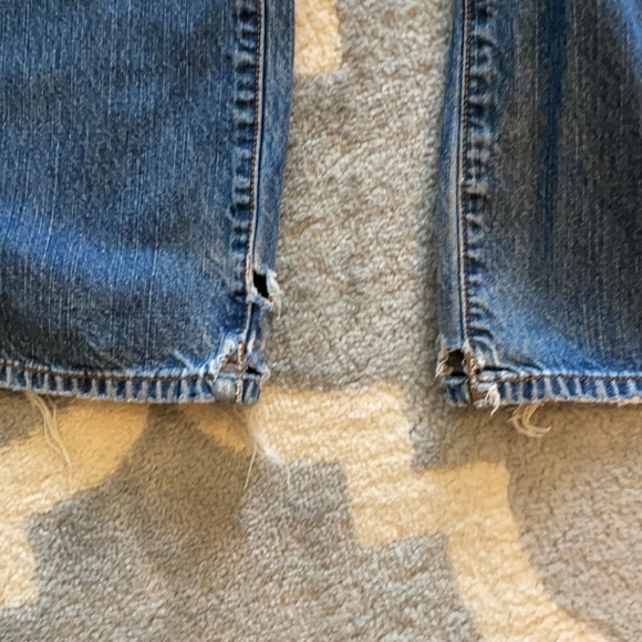 Lucky Brand Classic Fit Jeans - Picture 4 of 10